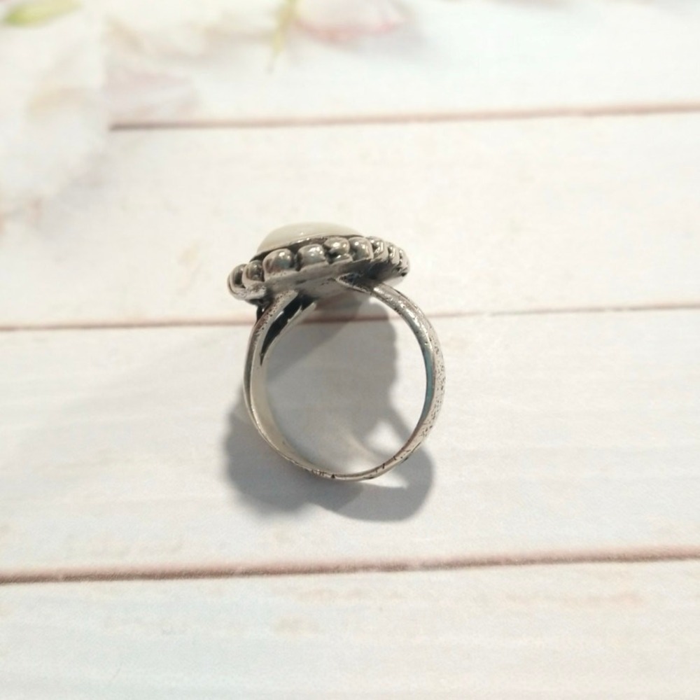 Antique Mother Of Pearl Oval Ring Sterling Silver Navajo Native Size 7.25 - Picture 7 of 16